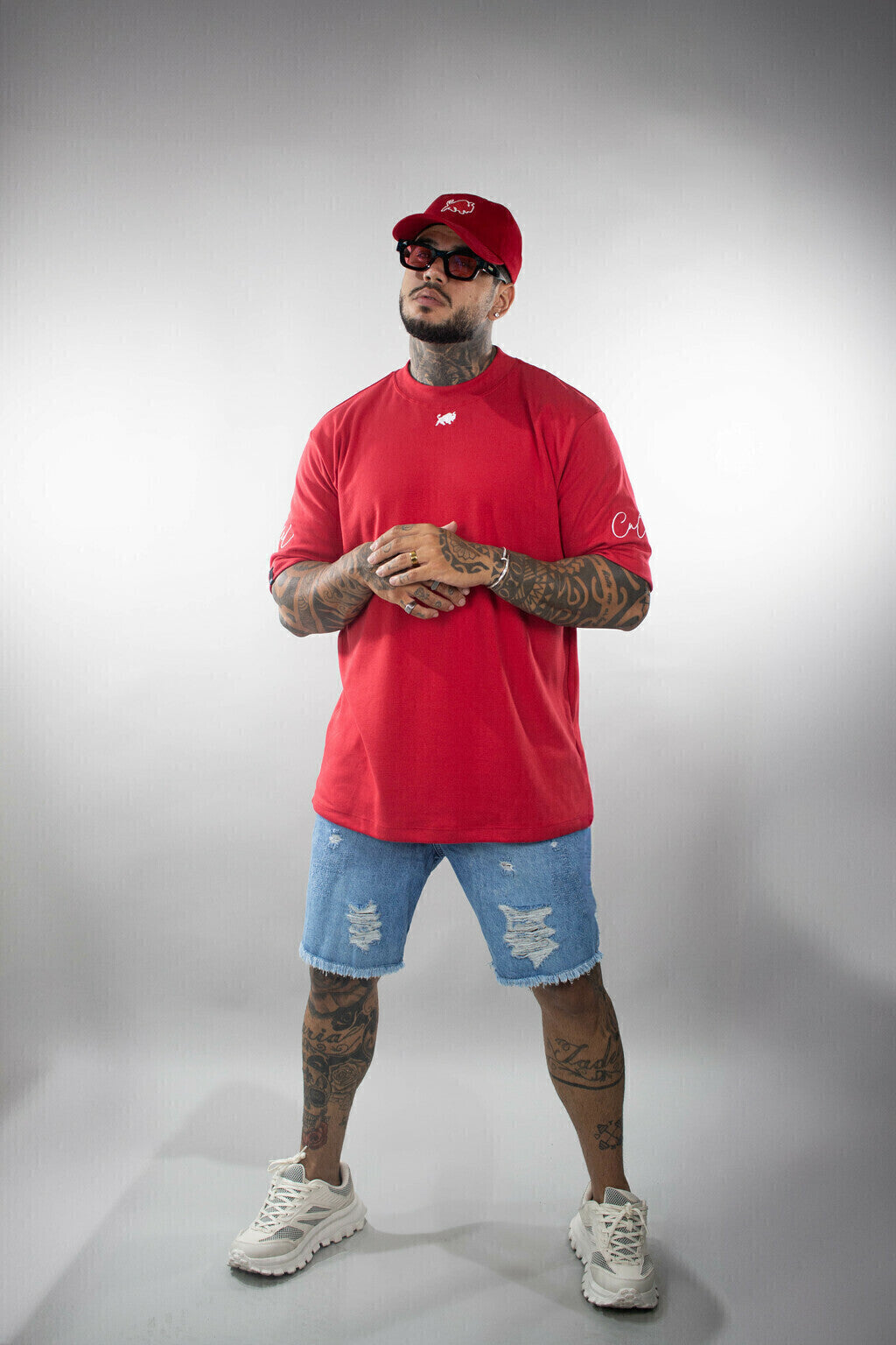 Camiseta Effel Oversized com Assinatura na Manga - Vermelha