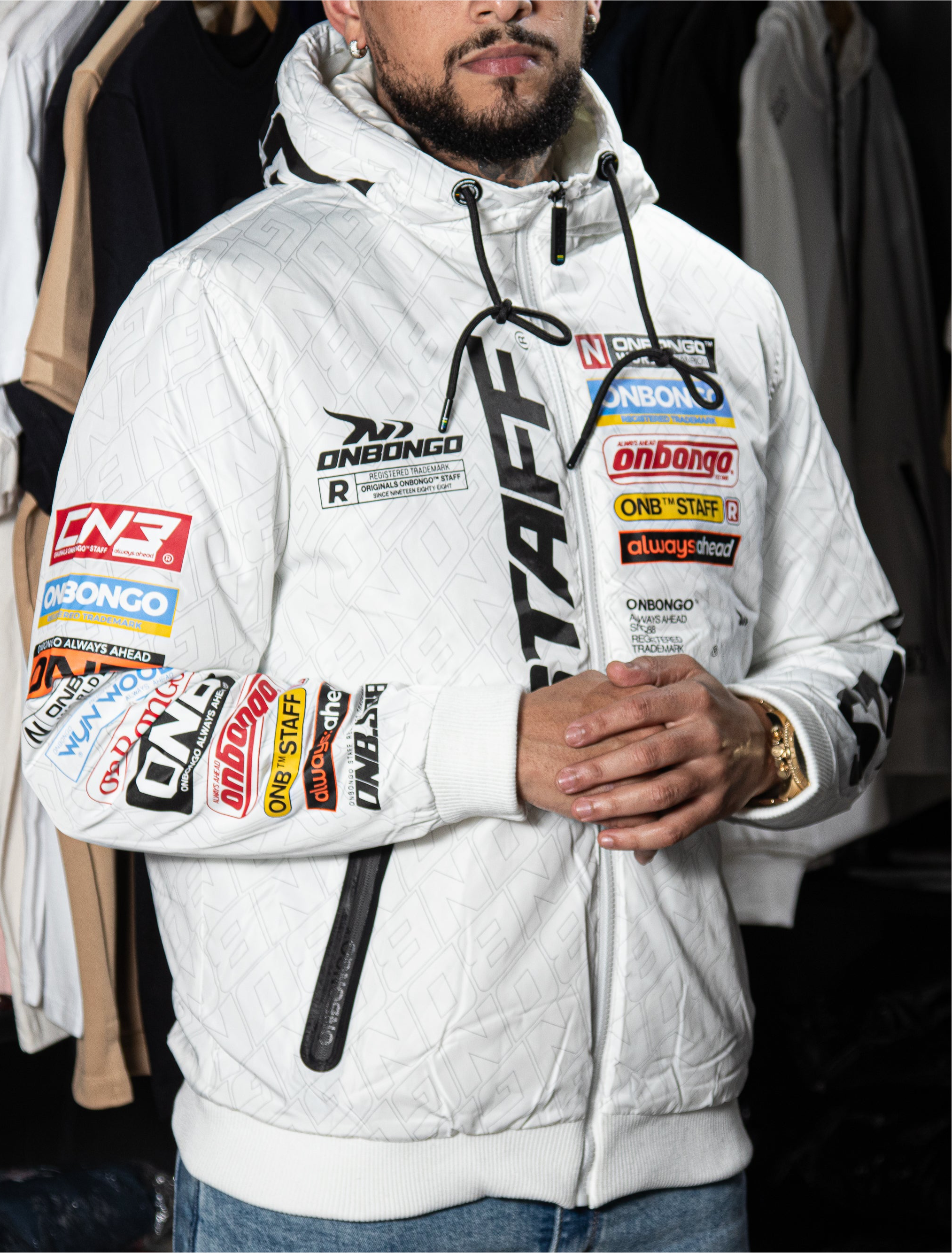 Jaqueta Puffer Onbongo "Staff Racing" Matelassê Branca