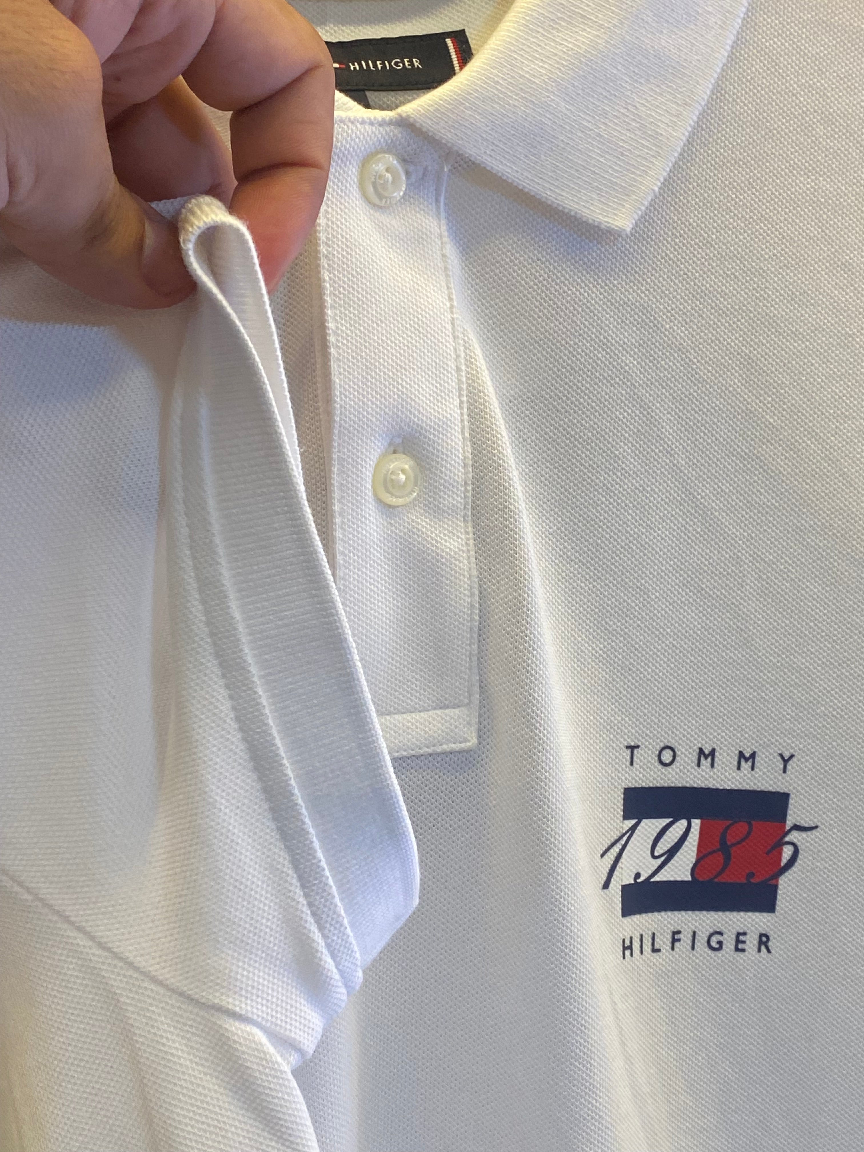 Camisa Polo Tommy Hilfiger Masculina 1985 Collection com Logo Gráfico Branca