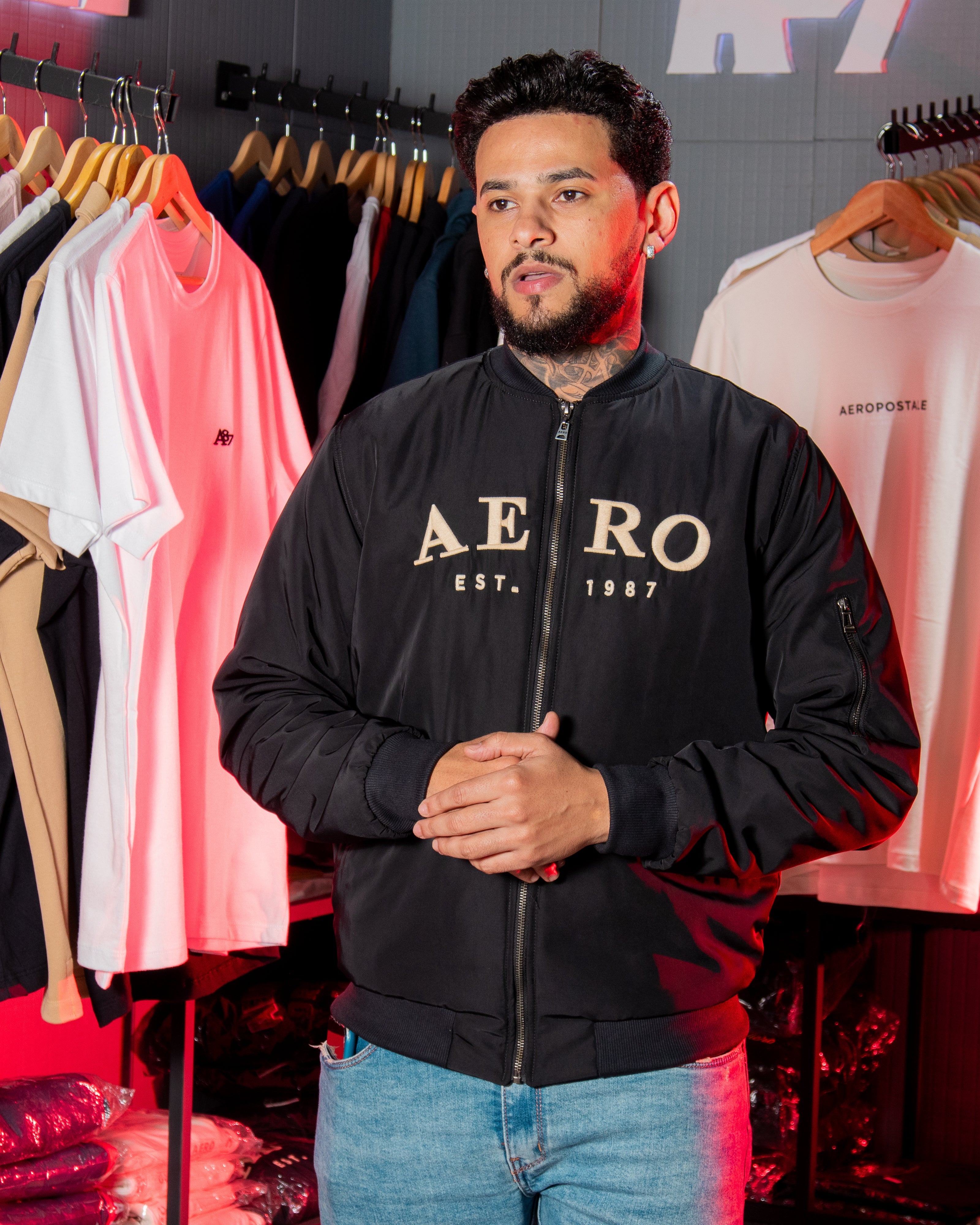 Jaqueta Bomber Aéropostale com Logo "Est. 1987" - Preta