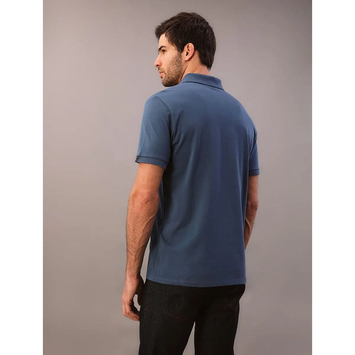 Camisa Polo Calvin Klein Masculina Azul Aço com Detalhe na Manga