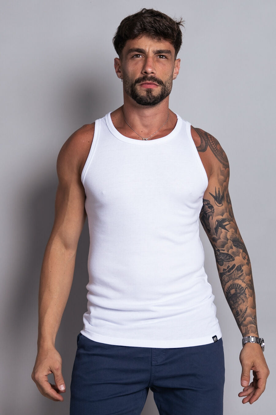 Regata Canelada Slim Fit Estilo Americano - Branca