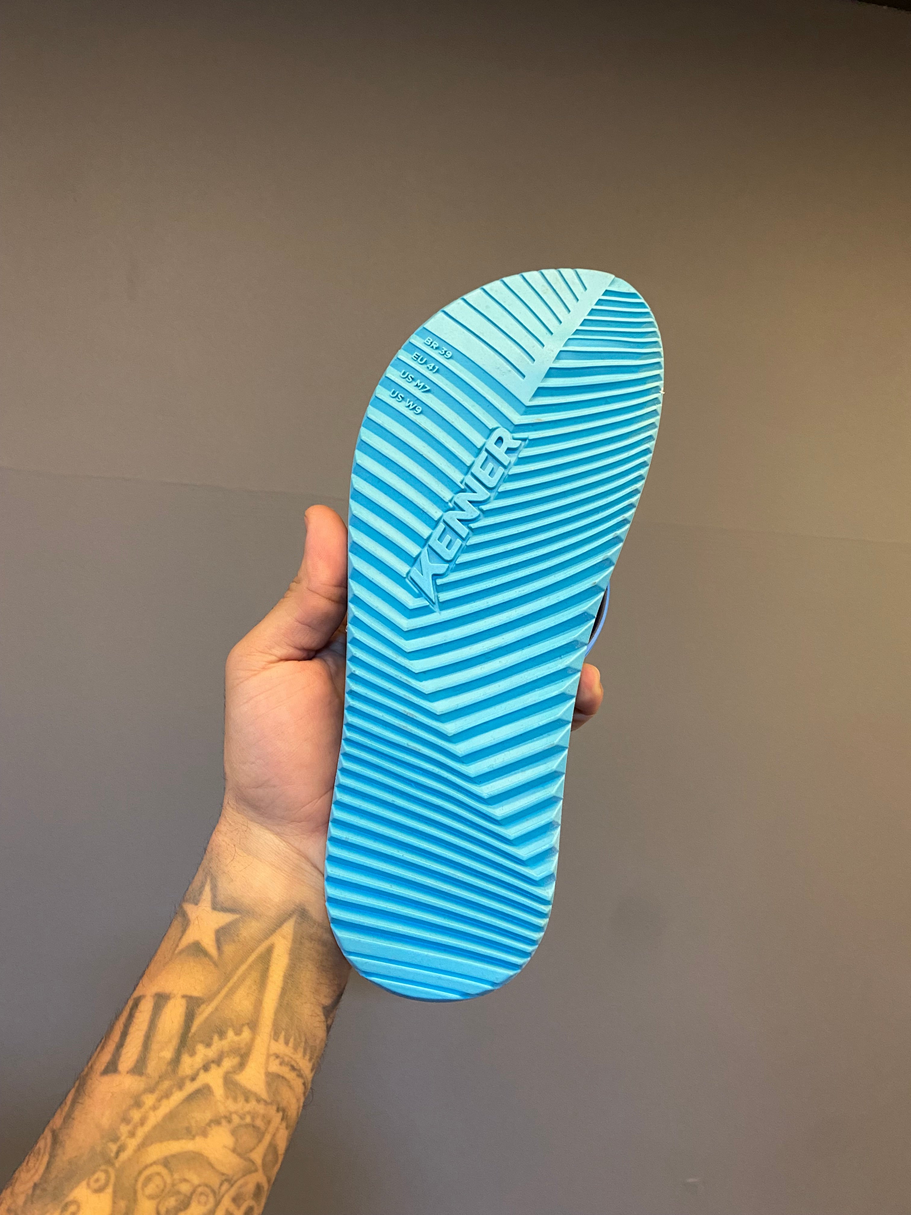 Sandália Kenner Red - Preta/Azul