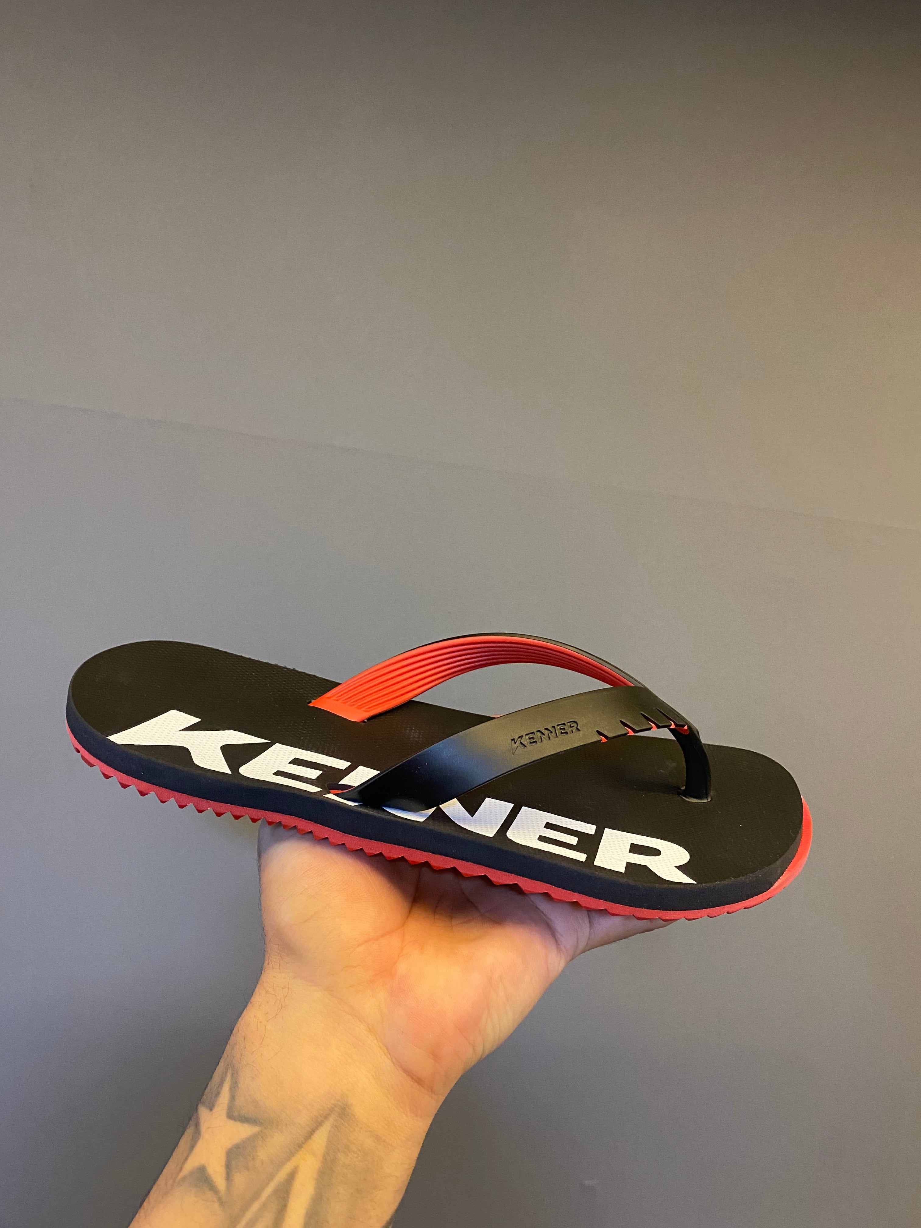 Sandália Kenner Red - Preta/Vermelha