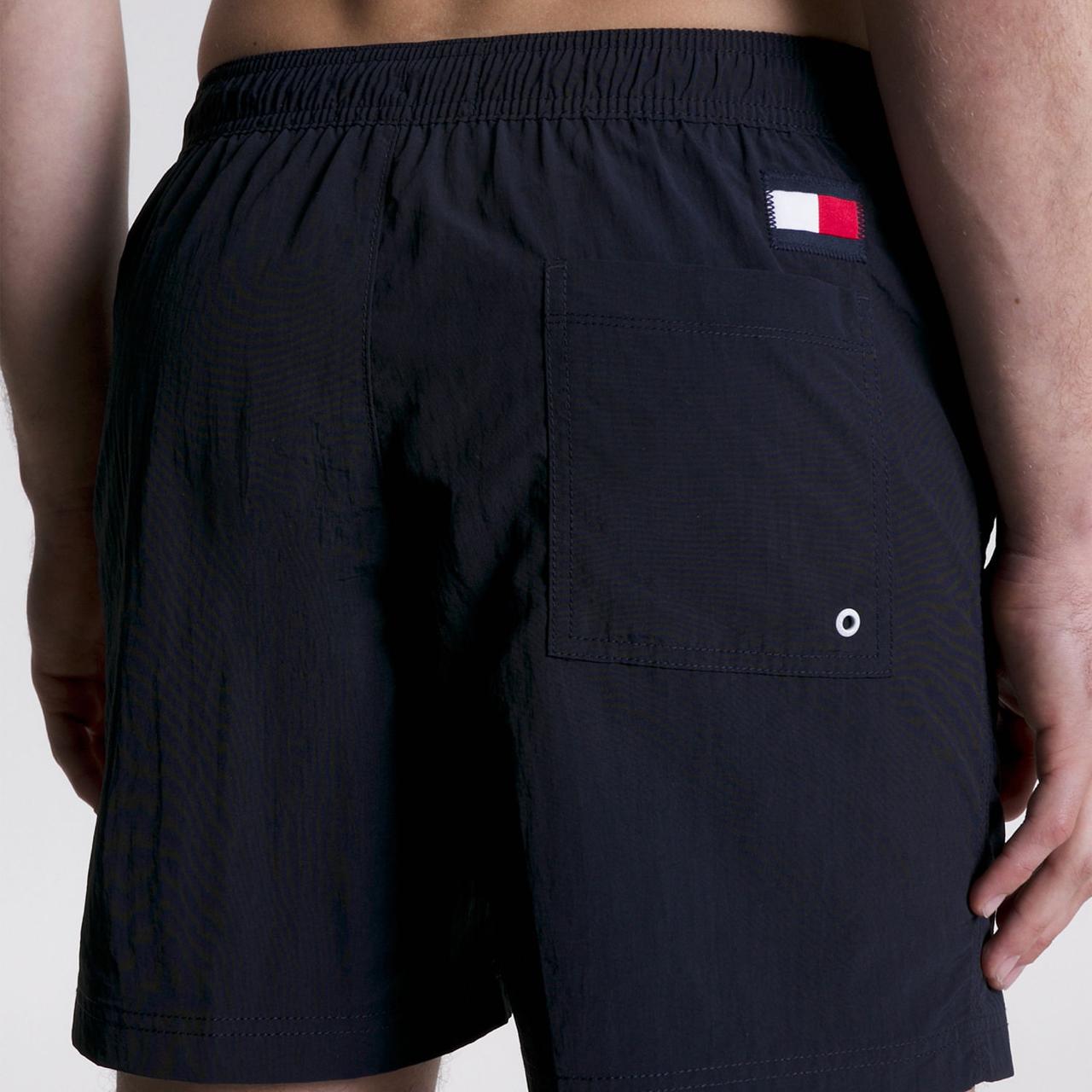 Shorts Tommy Hilfiger Bandeira Lateral TH.