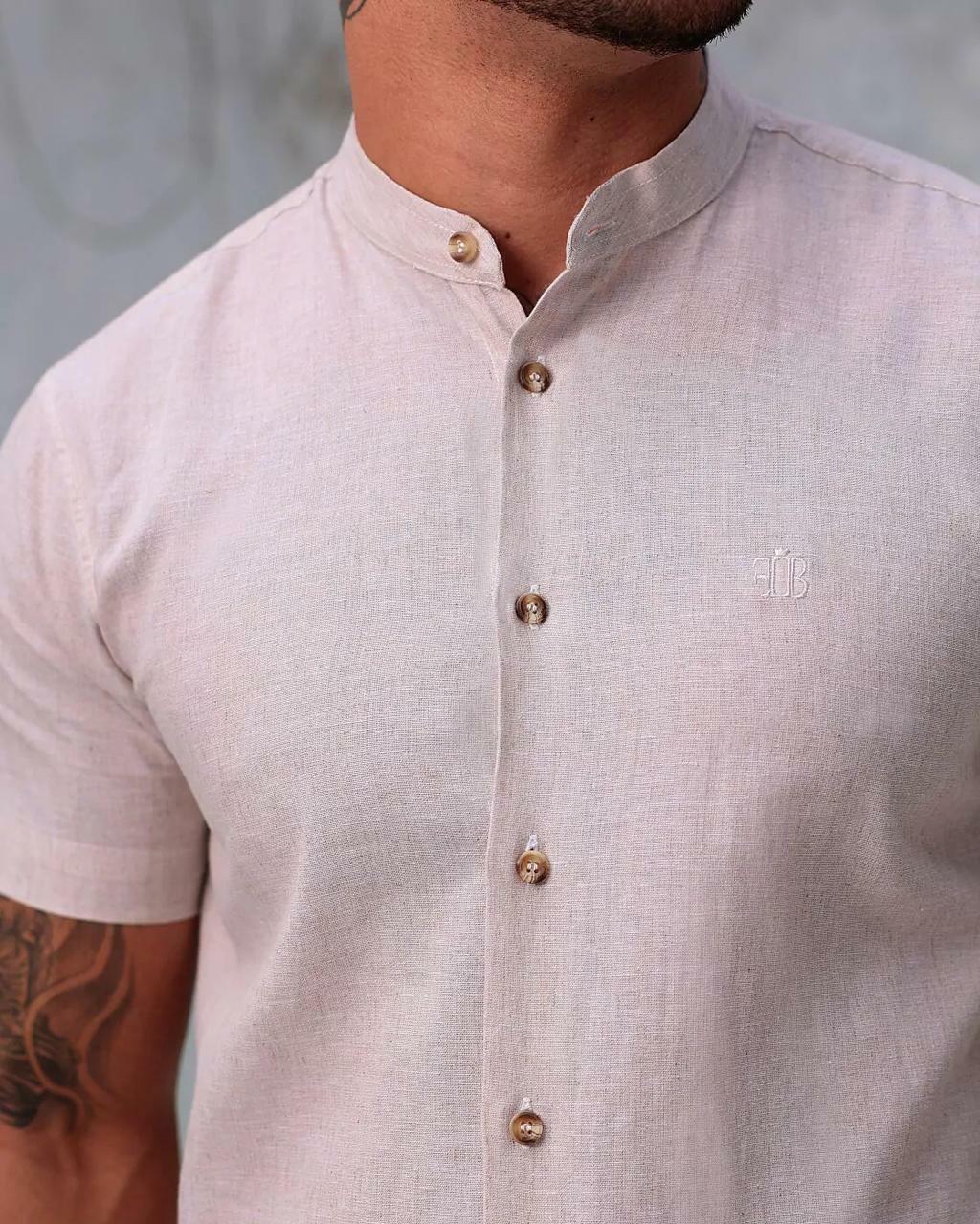 Camisa de Linho FB Manga Curta com Gola Padre - Natural
