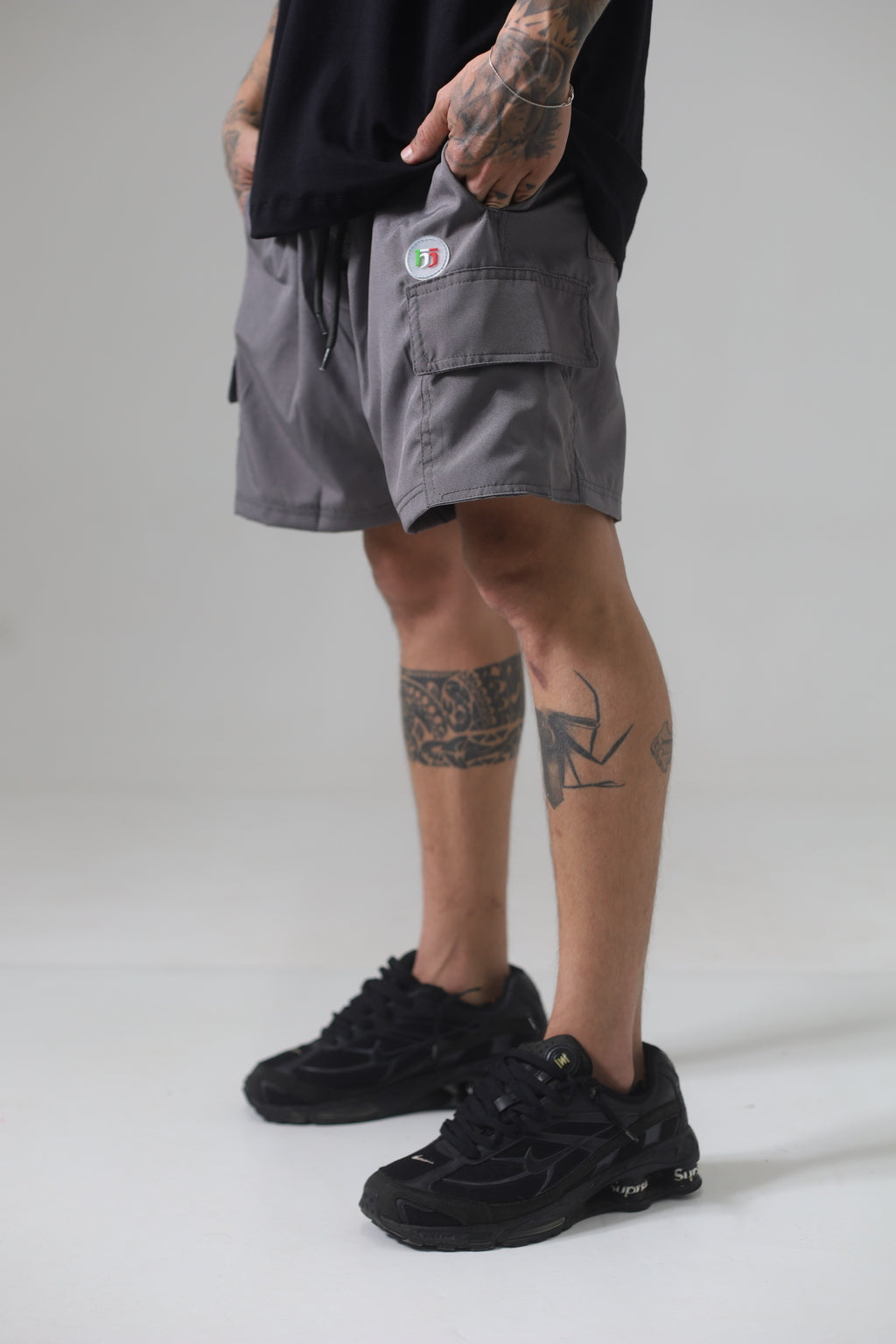 Shorts Cargo Mafiuso de Tactel com Patch Emborrachado - Grafite