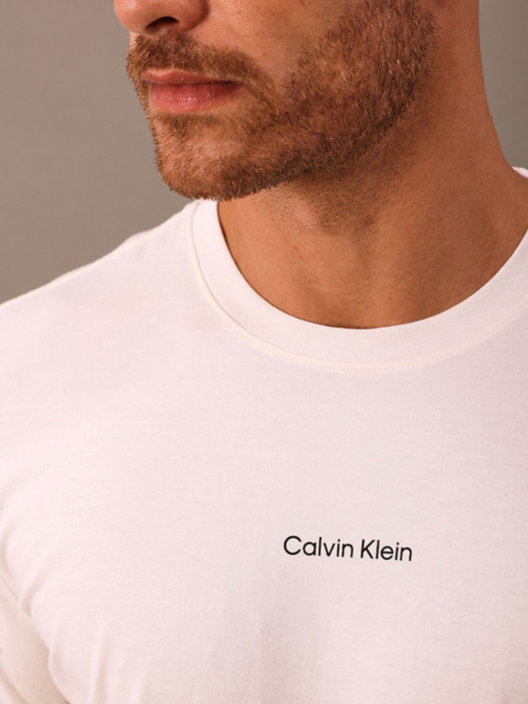 Camiseta Calvin Klein Masculina Branca Clássica Off White