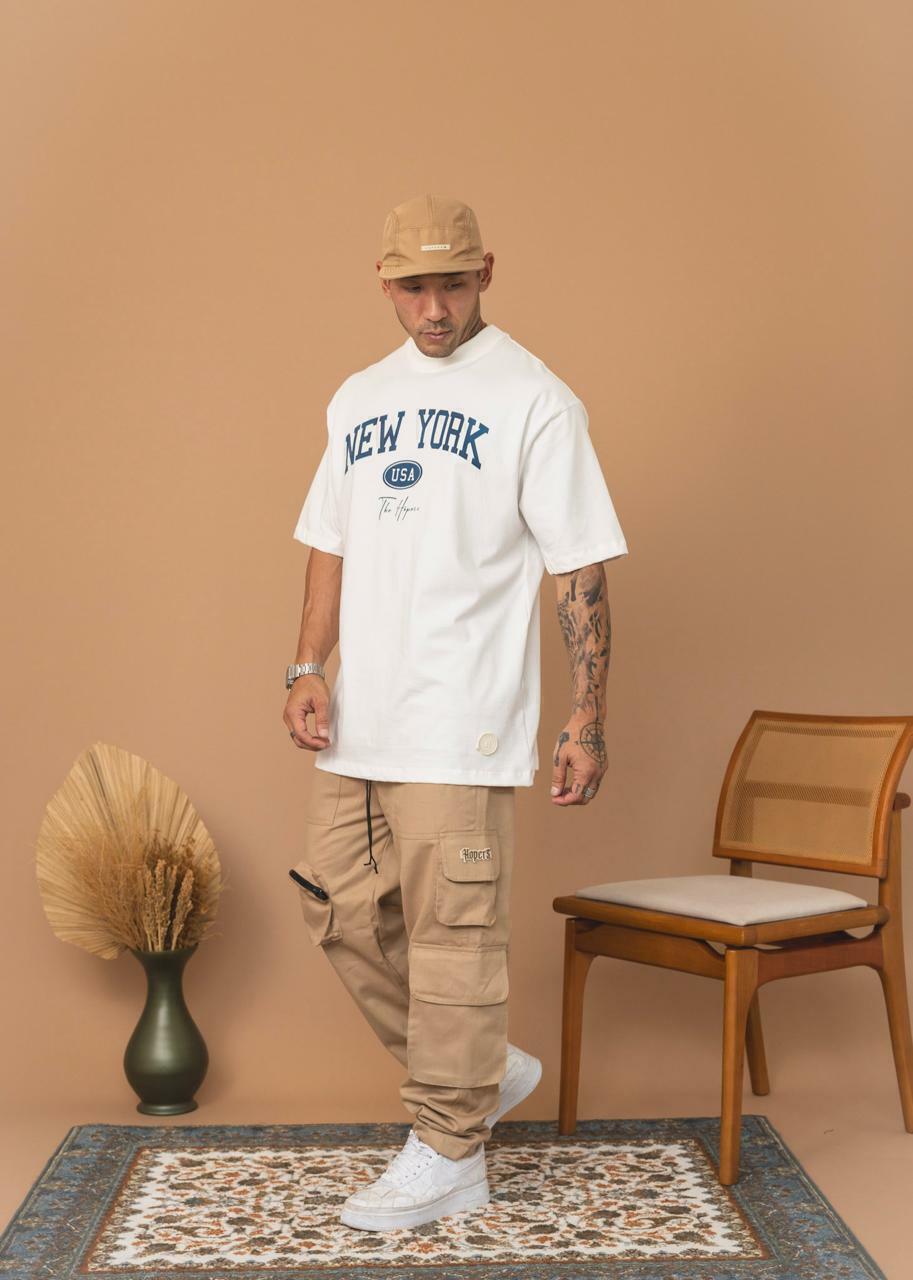 Camiseta The Hopers Oversized "New York" - Off White
