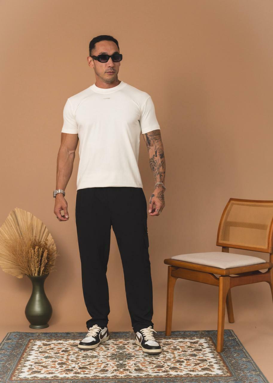 Camiseta The Hopers Slim Fit Rubber Tag - Off White