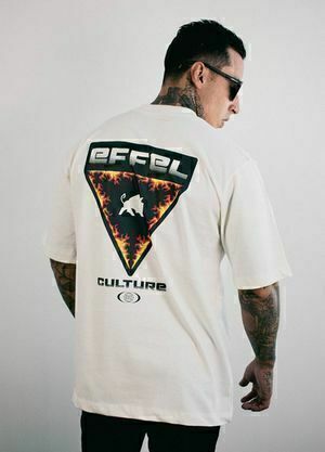 Camiseta Effel Culture Oversized com Estampa "Flames" - Off White