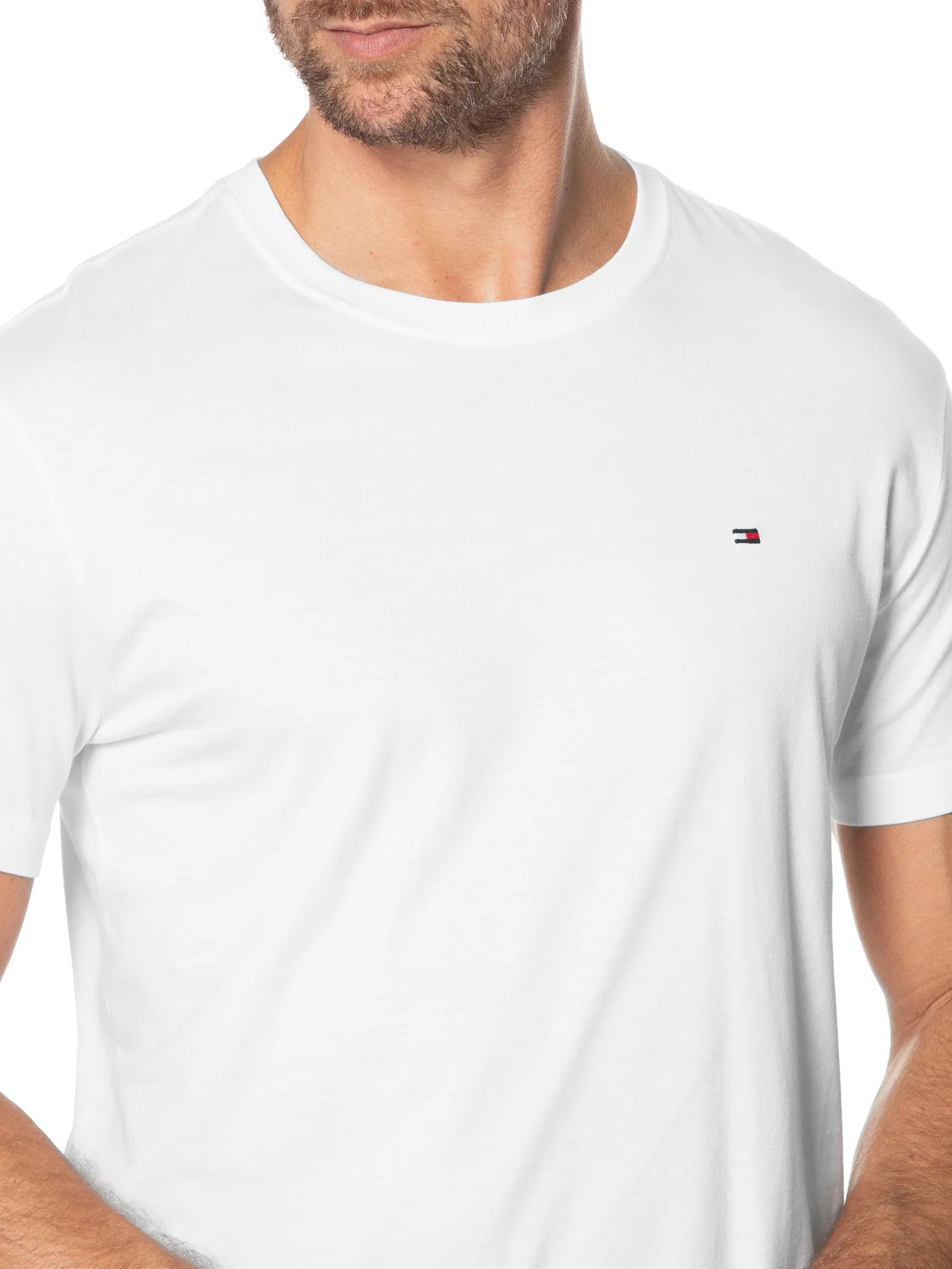 Camiseta Tommy Hilfiger Masculina Essencial com Logo Bordado Branca