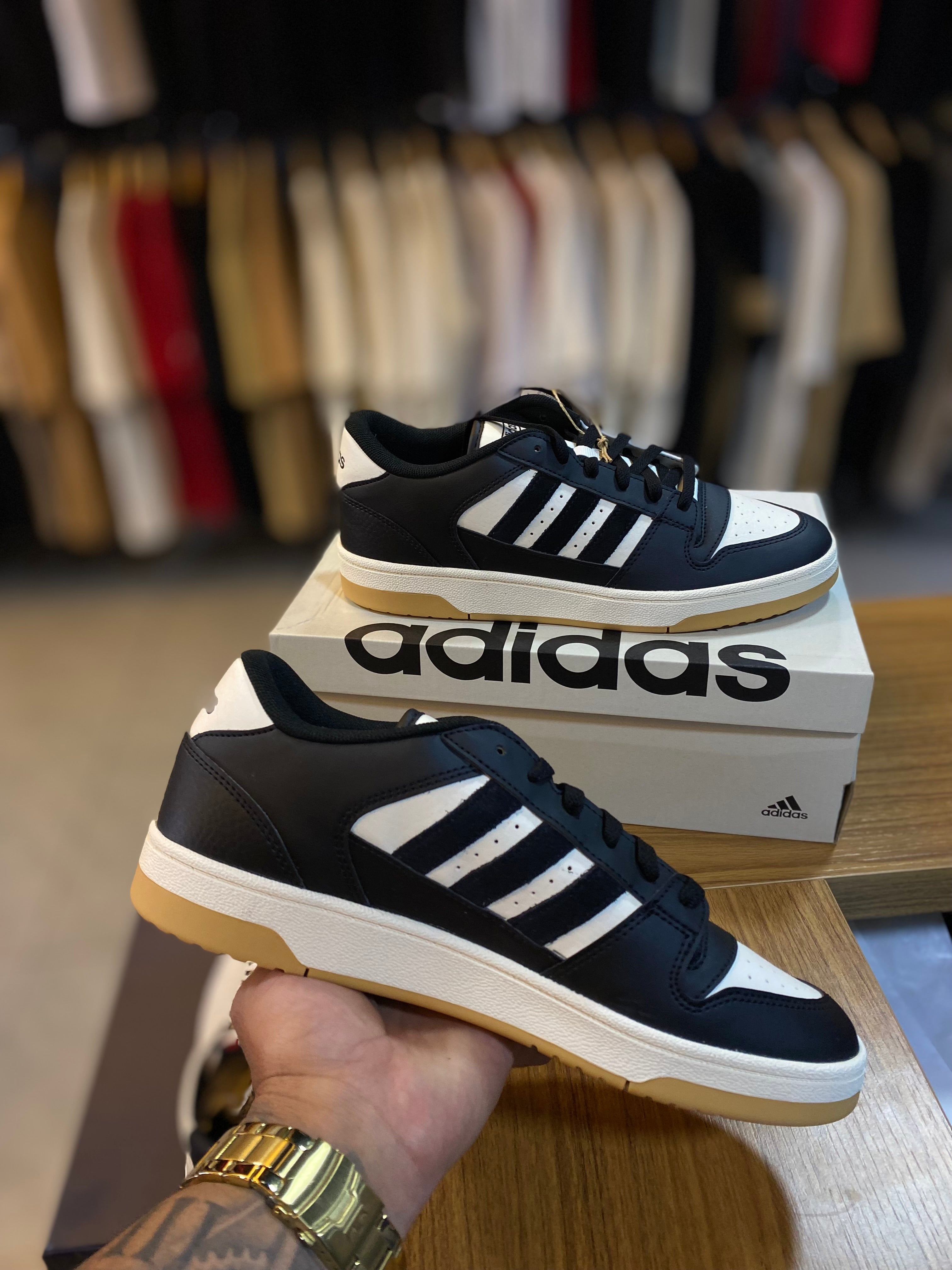 Tênis Adidas Break Start