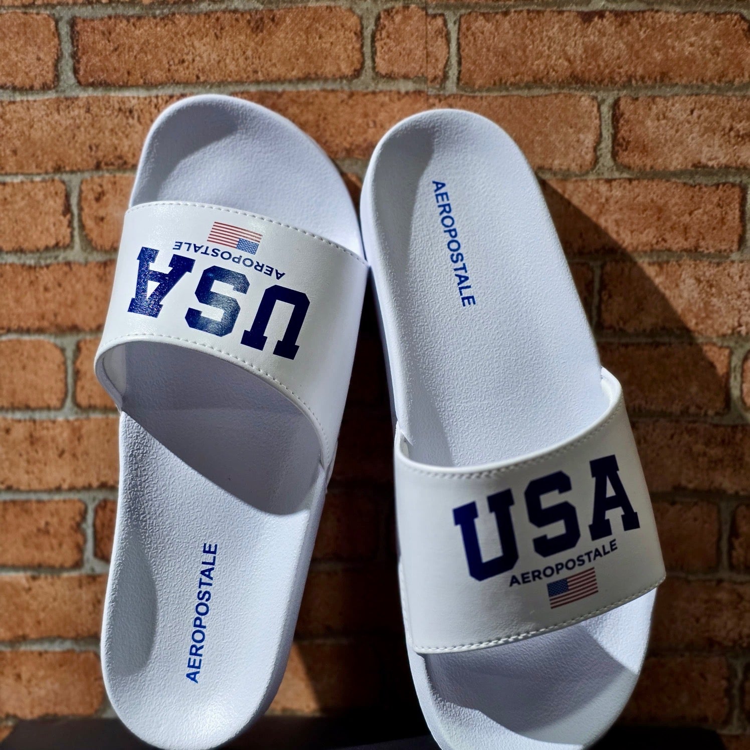 Chinelo Slide Aéropostale com Estampa USA Flag - Branco