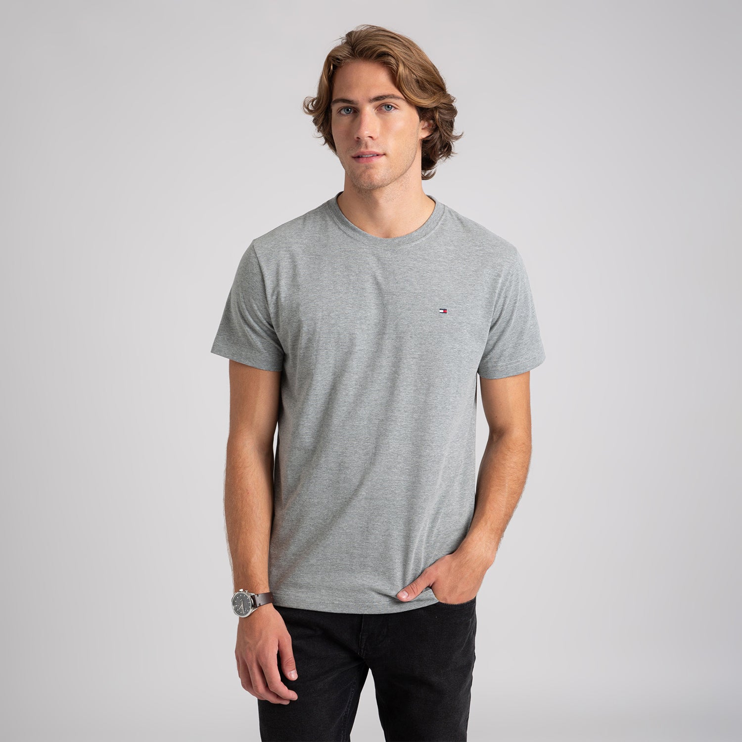 Camiseta Tommy Hilfiger Masculina Essencial com Logo Bordado Cinza Mescla