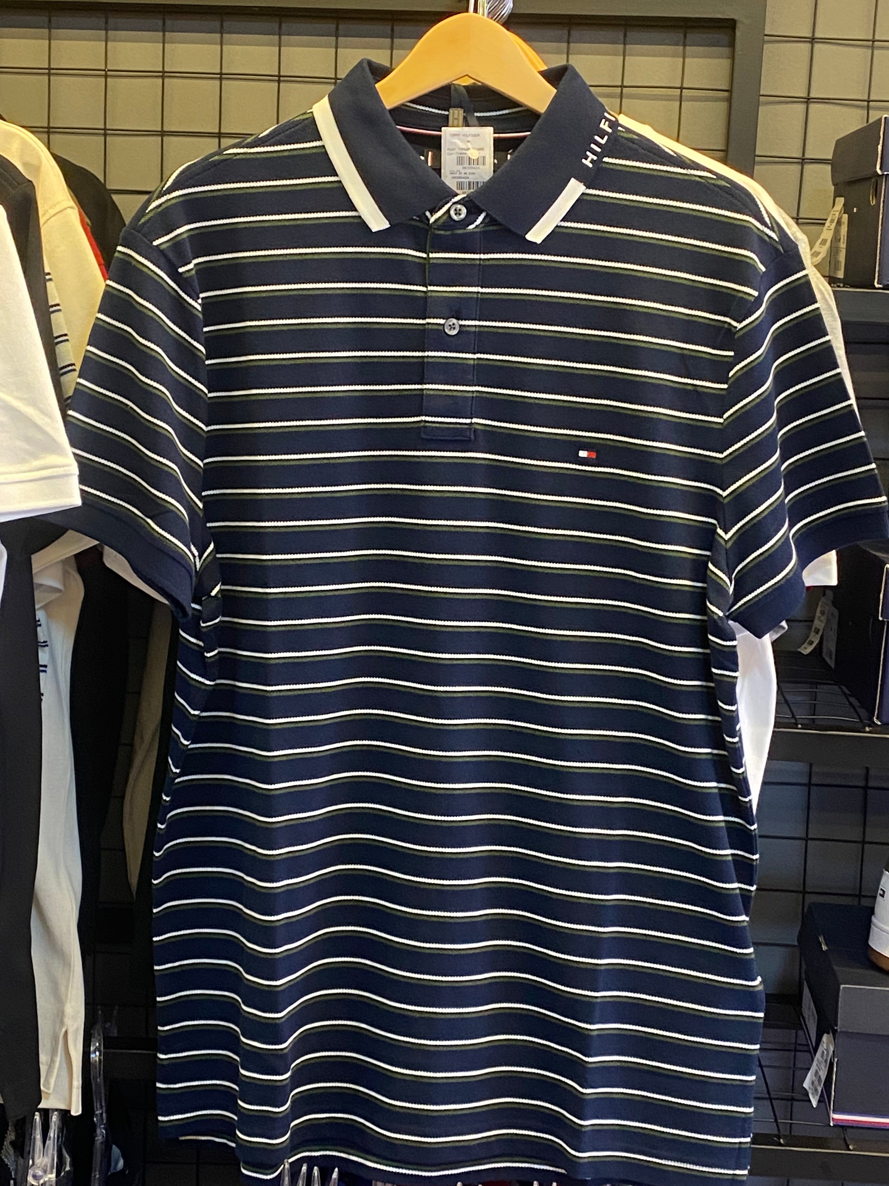 Camisa Polo Tommy Hilfiger Masculina Listrada Navy com Assinatura na Gola