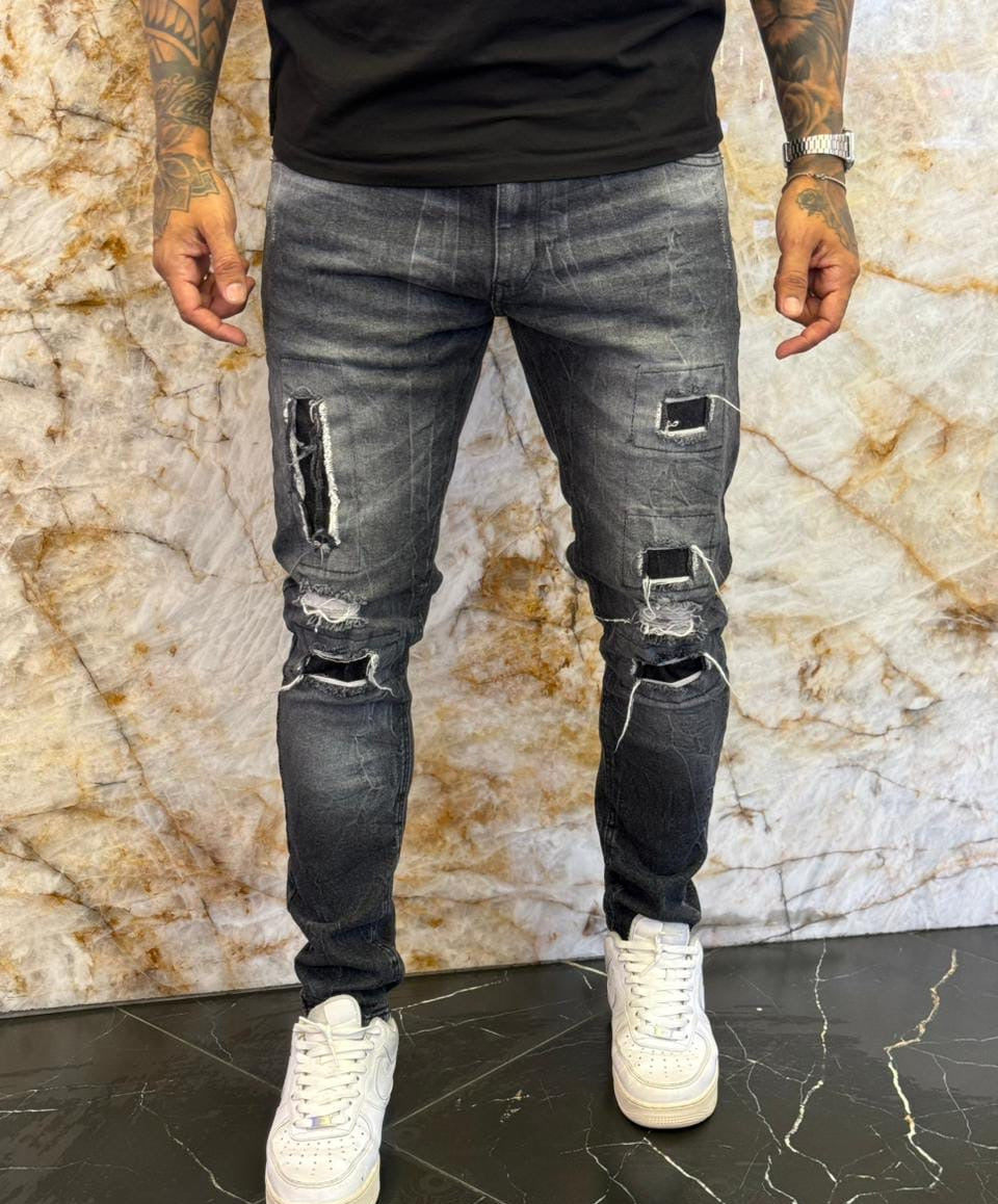 Calça Jeans Jogador City Denim Masculina Skinny Destroyed com Patches Preto Estonado