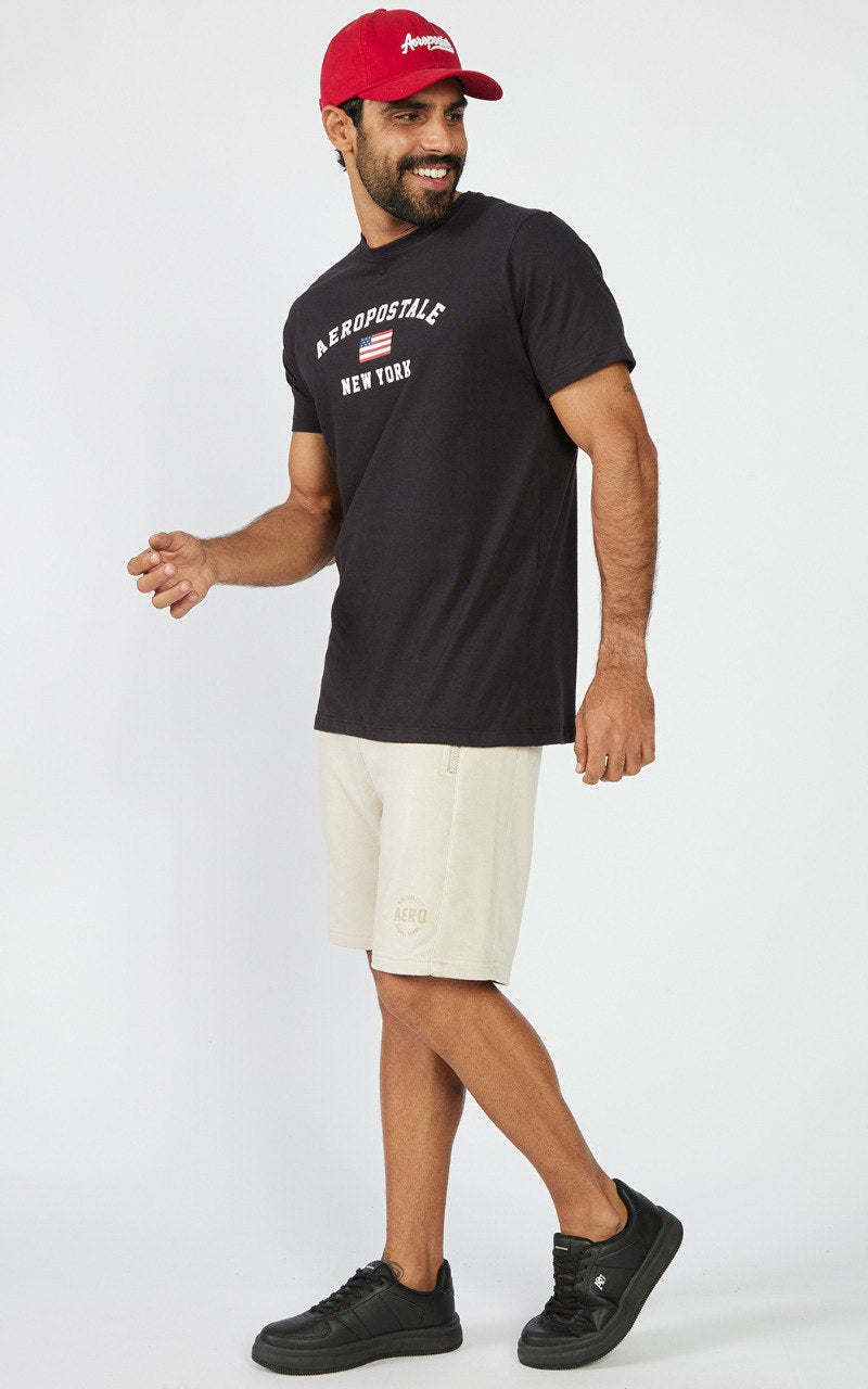 Camiseta Aéropostale com Estampa "New York Flag" - Preta