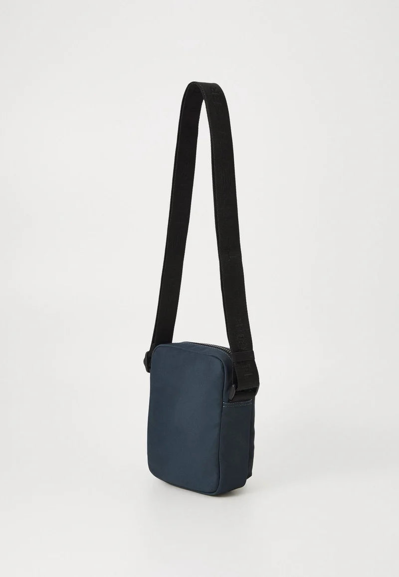 Shoulder Bag Tommy Hilfiger com Logo Frontal - Azul Marinho