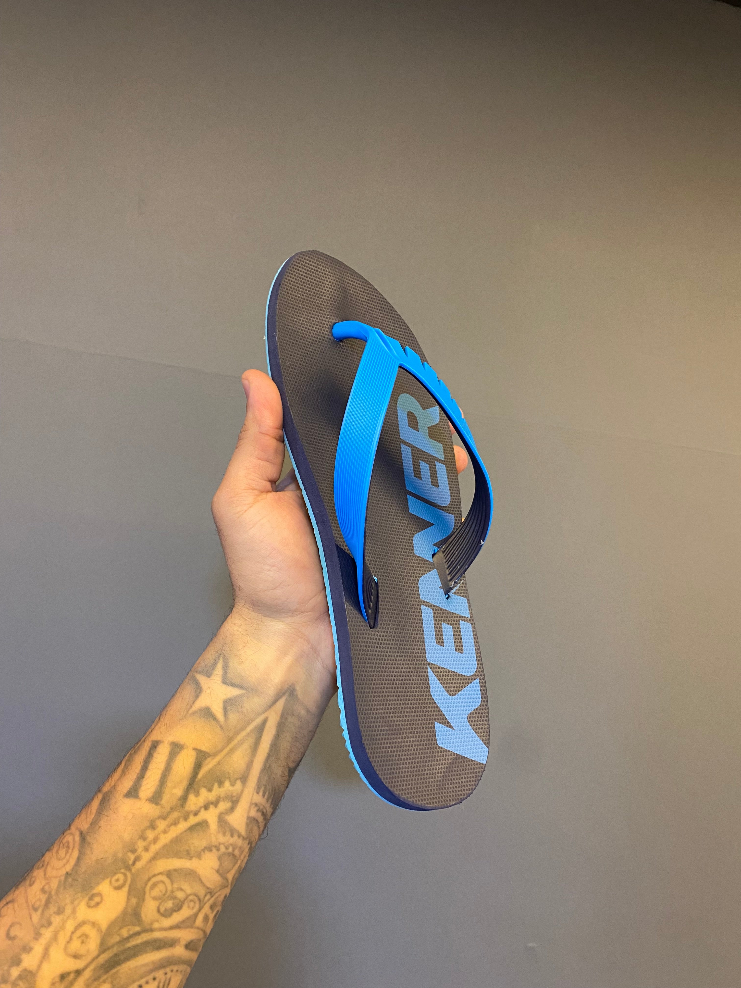 Sandália Kenner Red - Preta/Azul