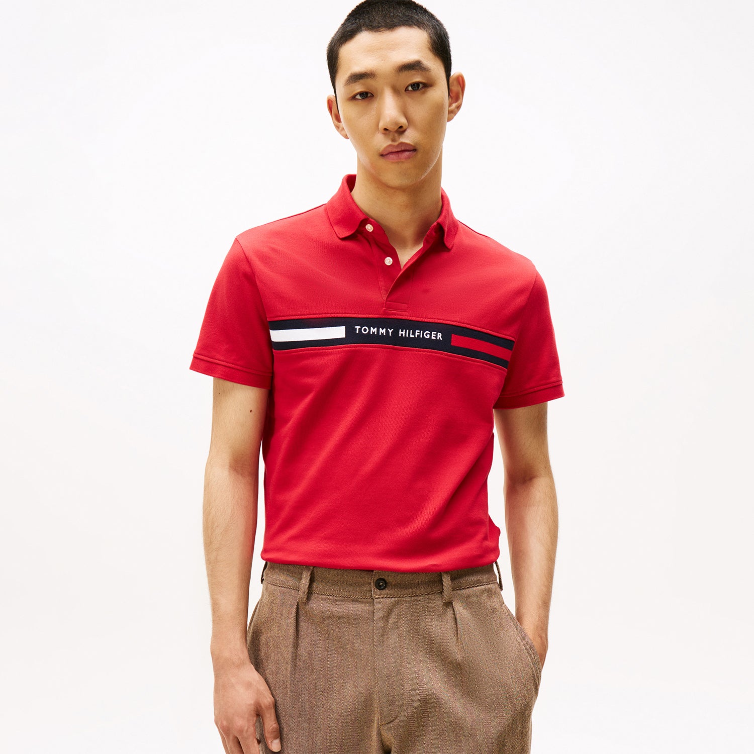 Camisa Polo Tommy Hilfiger Masculina Regular Fit com Faixa Frontal Vermelha
