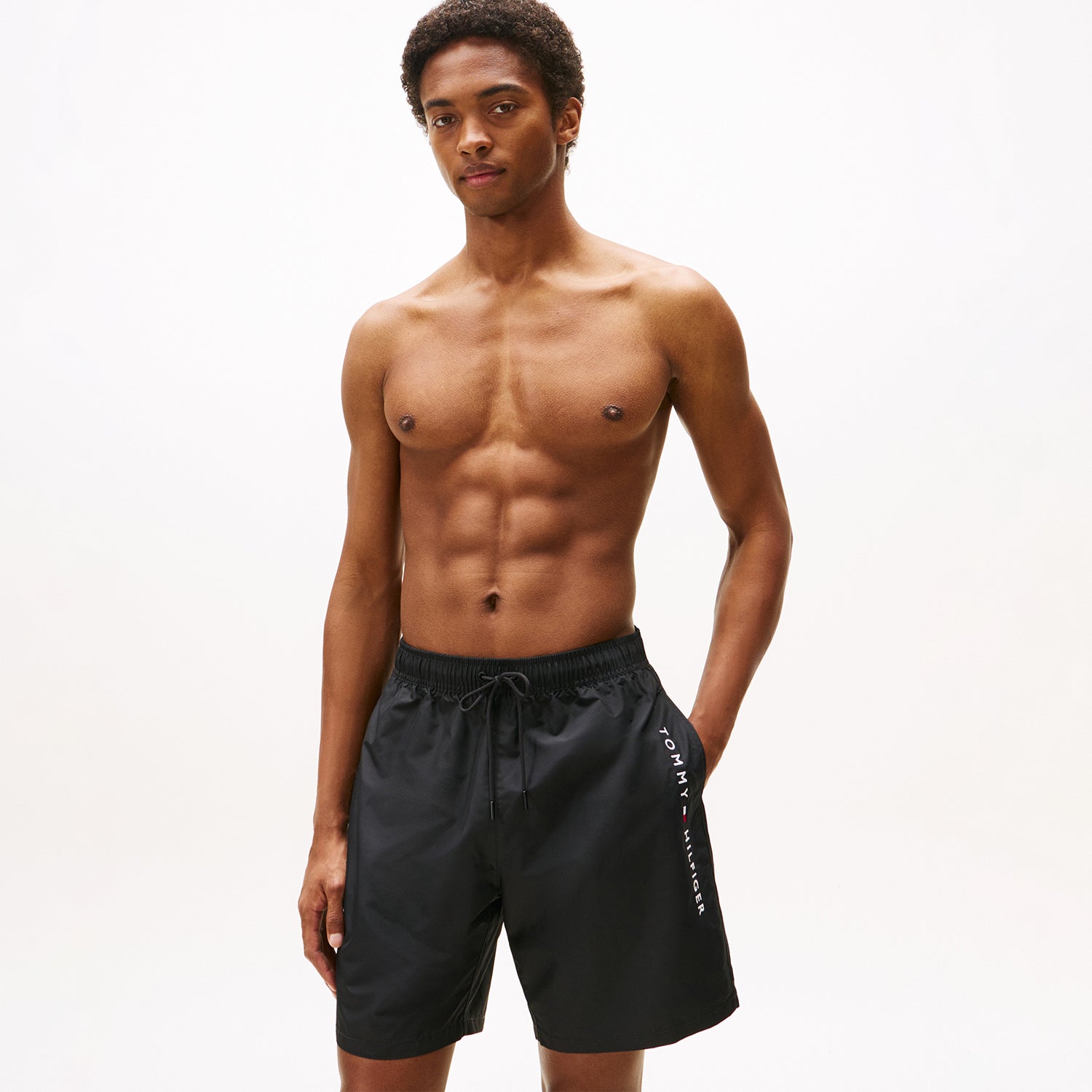 Shorts de Banho Tommy Hilfiger com Logo Vertical - Preto