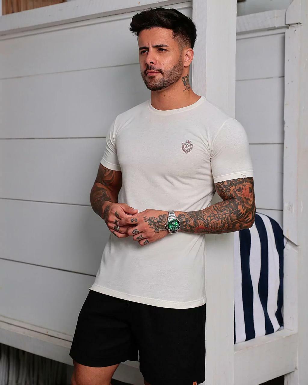 Camiseta de Malha de Linho FB Slim Fit com Brasão - Natural