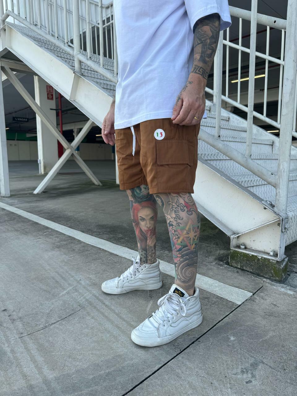 Shorts Cargo Mafiuso de Algodão com Patch Emborrachado - Terracota