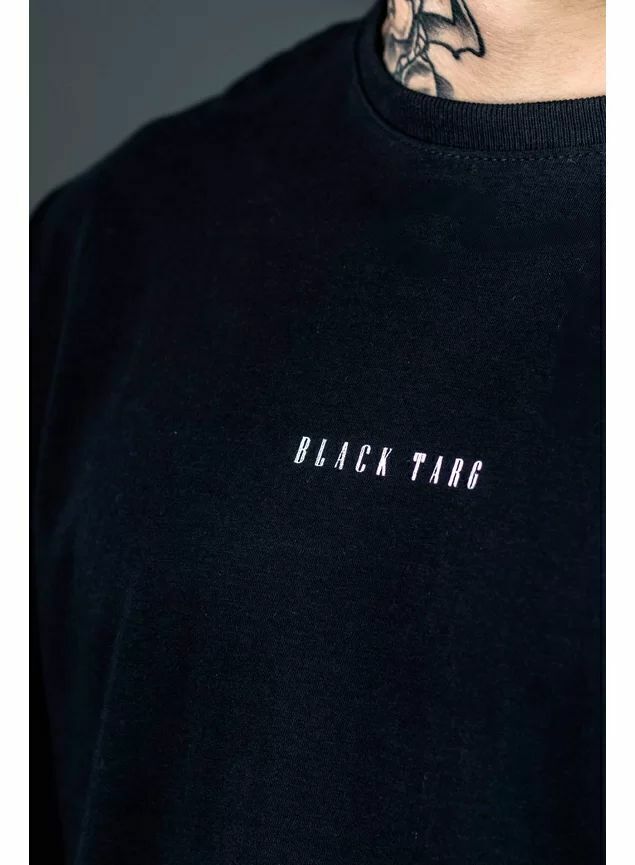 Camiseta Black Targ Oversized com Mini Logo Preta