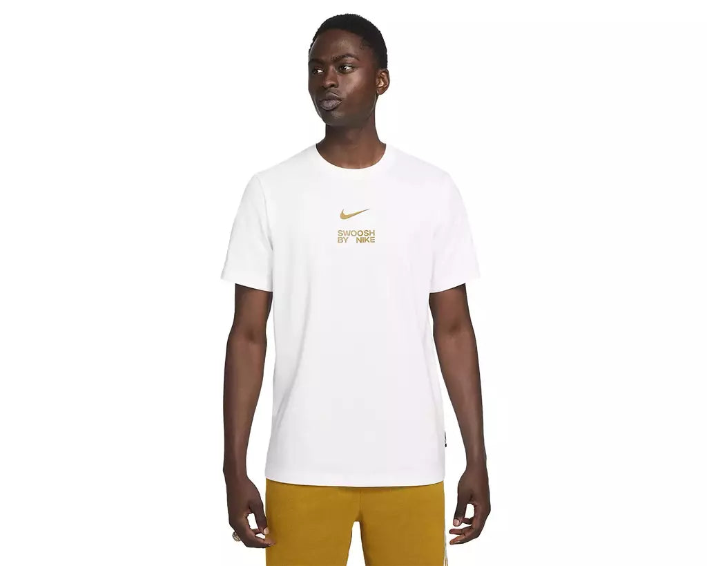 Camiseta Nike Sportswear Swoosh