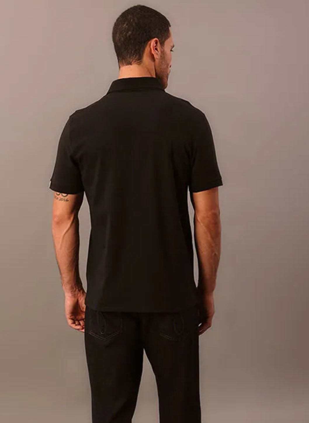 Polo Masculina Calvin Klein Manga Curta Logo Silver Jersey Preto