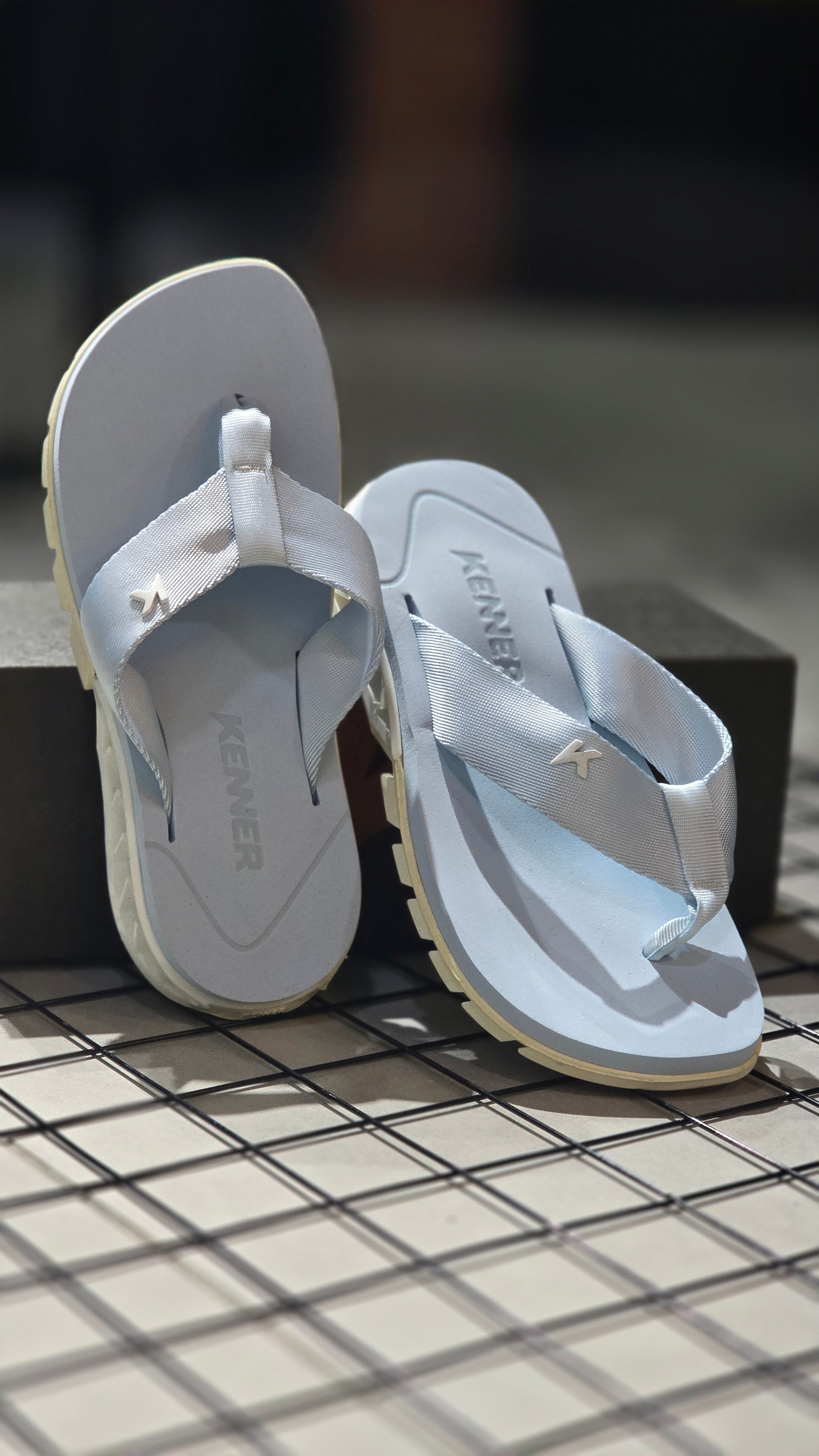 Chinelo Kenner Masculino Rakka Edição 2026 Azul Gelo (Ice) com Amortecedor Re.Amp